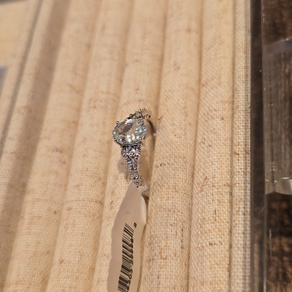 10KW GOLD GENUINE AQUAMARINE  & DIAMOND RING SIZE 7 - Picture 4 of 16